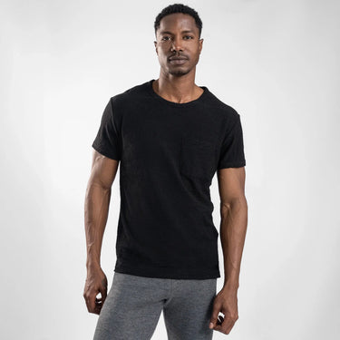 mens moisture wicking crew pocket color black